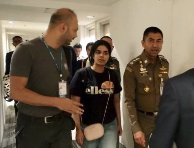 Ο Καναδάς παραχώρησε άσυλο στην 18χρονη από τη Σαουδική Αραβία